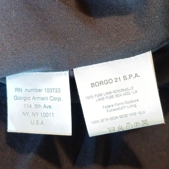 Giorgio Armani Classico Black Women's Blazer. Designer. Classic. Professional. - Picture 9 of 12